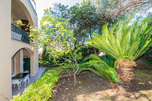 Apartamento House With Garden Baia Dei Saraceni