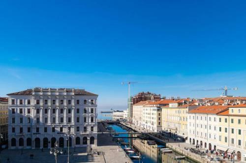 Apartamento 6 Ponterosso - Luxury Attic