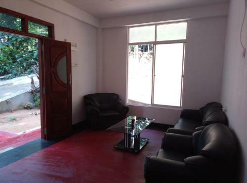 Hostal Hotel Yelona