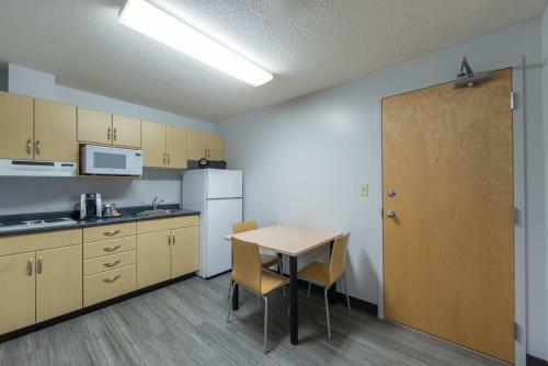 Albergue Macewan University Residence