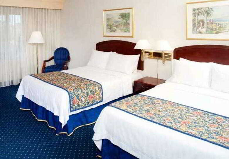 Hotel Courtyard Cleveland Independence