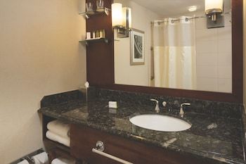 Doubletree By Hilton Hotel Williamsburg