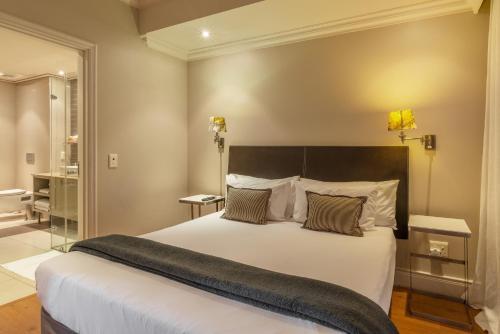 Apartamentos Cape Royale | Whosting