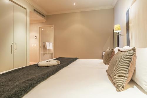 Apartamentos Cape Royale | Whosting