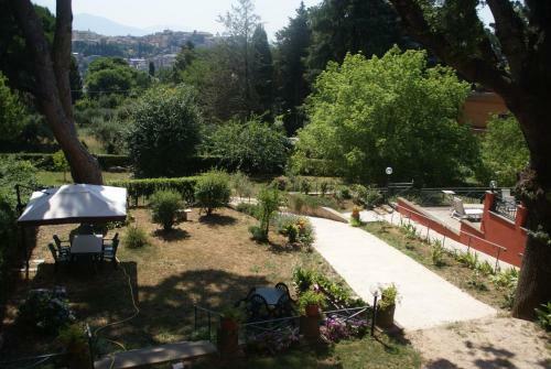 Vigna Dell'agrifoglio - Bed And Breakfast