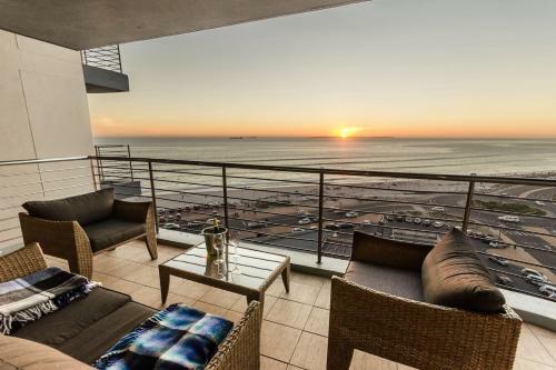 Horizon Bay 603 Beachfront Selfcatering Apartment