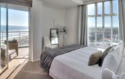 Horizon Bay 603 Beachfront Selfcatering Apartment