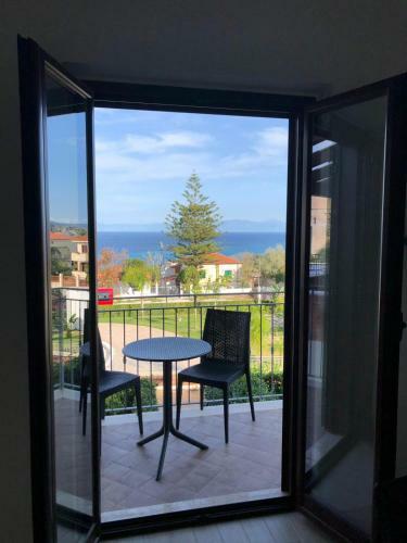 Astounding Sea View Apartment