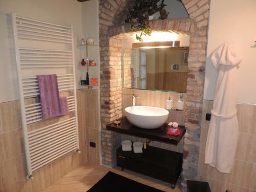 Feeling At Home - Varese Apartment