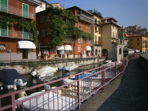 Casa In Riva Al Lago