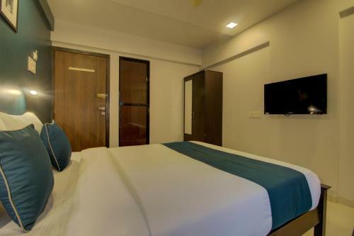 Hotel Silverkey Executive Stays 42970 Park Villa Comforts