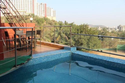 Royal Palms Private Pool Villa - Mumbai
