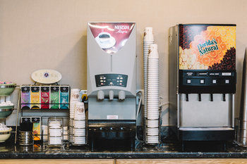 Hotel Quality Inn And Suites