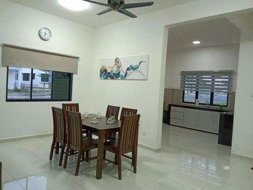 Pangkor Happy Villa @ 88 Resort Villa Riadah
