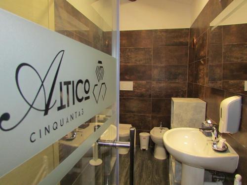 Hostal Attico 53 Camere