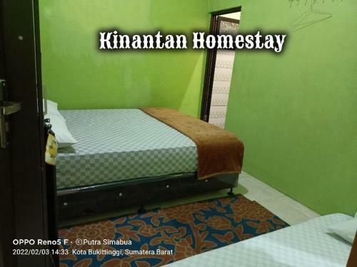 Hostal Kinantan Rumah Batu 3 Br