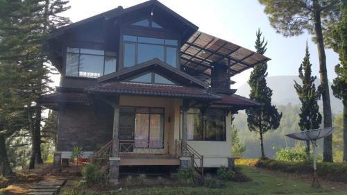 Aubrey Villa Ciwidey