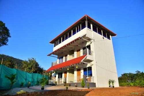 Gagan Giri Homestay
