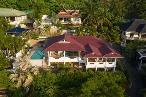 Villa Baan Angelo Tropical 3bedrooms Pool Villa Kata