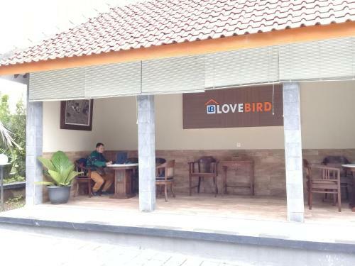 Hotel Wisma Lovebird
