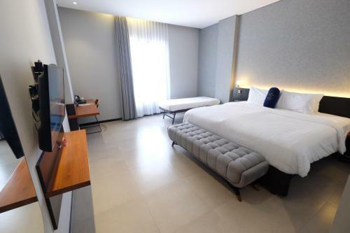 Hotel Youstay Semarang