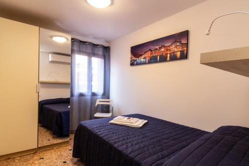Hostal Veneziacentopercento Rooms
