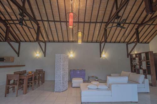 Theo Villa - 2 Bedroom