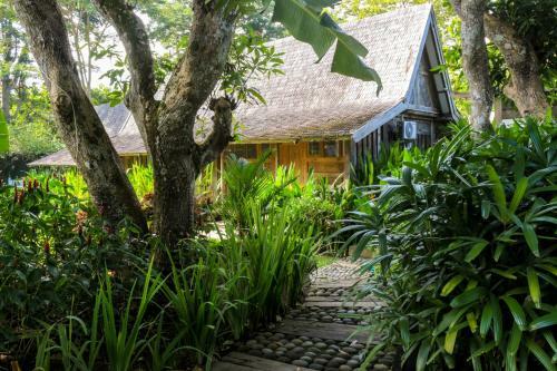 Bed & Breakfast Stone House 1 @chanteak Bali