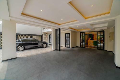 Hotel Tree Homestay Redpartner