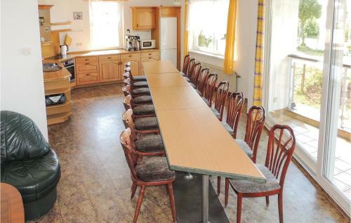 Holiday Home Am Feldrain R