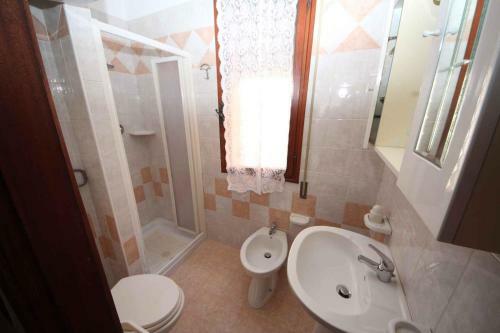 Apartments In Rosolina Mare 33316