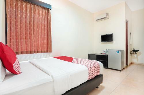 Hotel Oyo 122 Oekude Kost