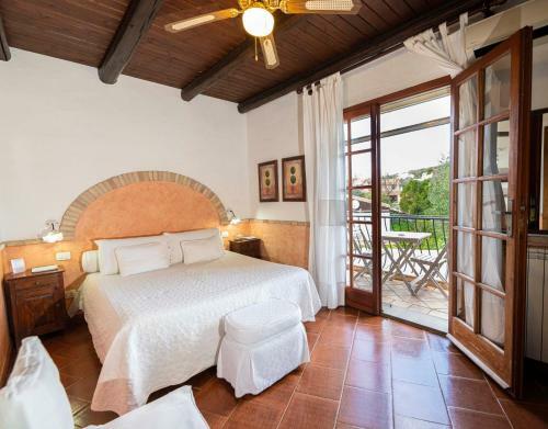 Sa Domu Sarda Suites - Bed & Breakfast