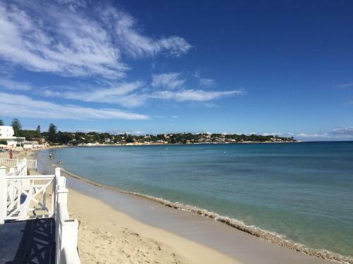 Hostal Stanze Al Mare Di Lucia