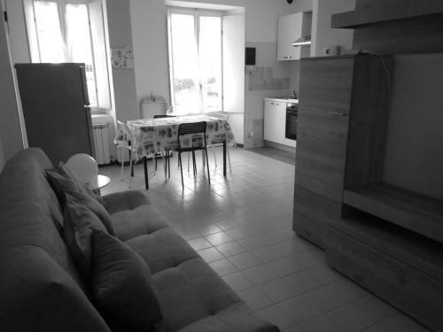 Apartamento Tra La Stazione E Il Lago