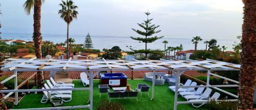 Ninfa Sul Mare Apartments