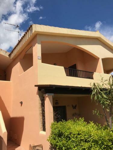 H33 - 1 Bed Renovated Apartment