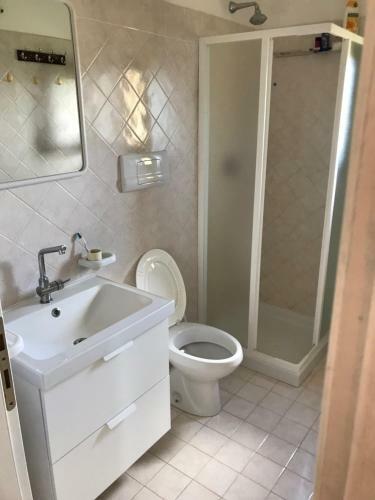 H33 - 1 Bed Renovated Apartment