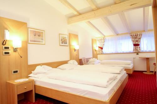 Bed & Breakfast Garni Crepaz