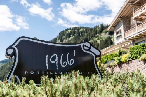 Hotel Portillo Dolomites 1966'