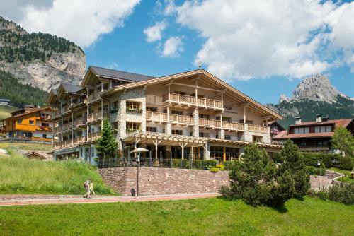 Hotel Portillo Dolomites 1966'