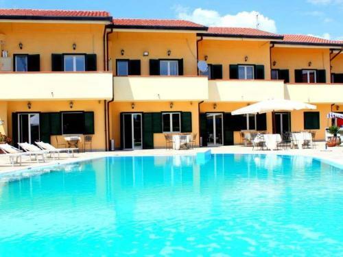 Attractive Villa In Paestum With Shared Swimming Pool