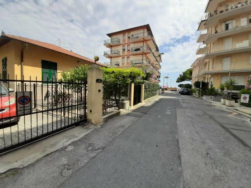 Apartamento Villa La Casetta Con Giardino A 30 M Dal Mare