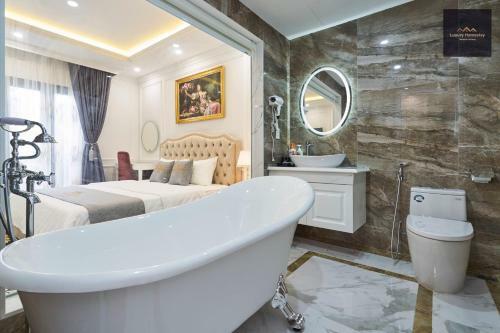 Villa Luxury Homestay Saphire Halong