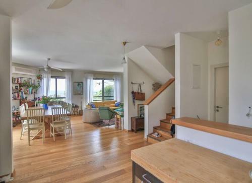 Aaronsohn Holiday House