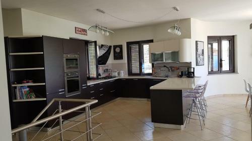 Superb Villa With Sea View In Sicily