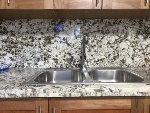Apartamento Hidden Oasis Minutes From Beaches
