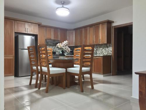 Apartamento Hidden Oasis Minutes From Beaches