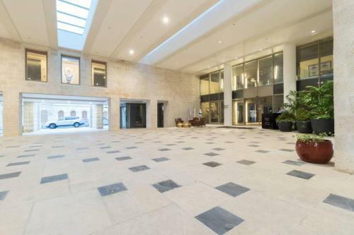 Luxury Three-bedroom/terrace Over Old City View