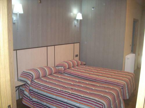 Hotel Corona De Castilla